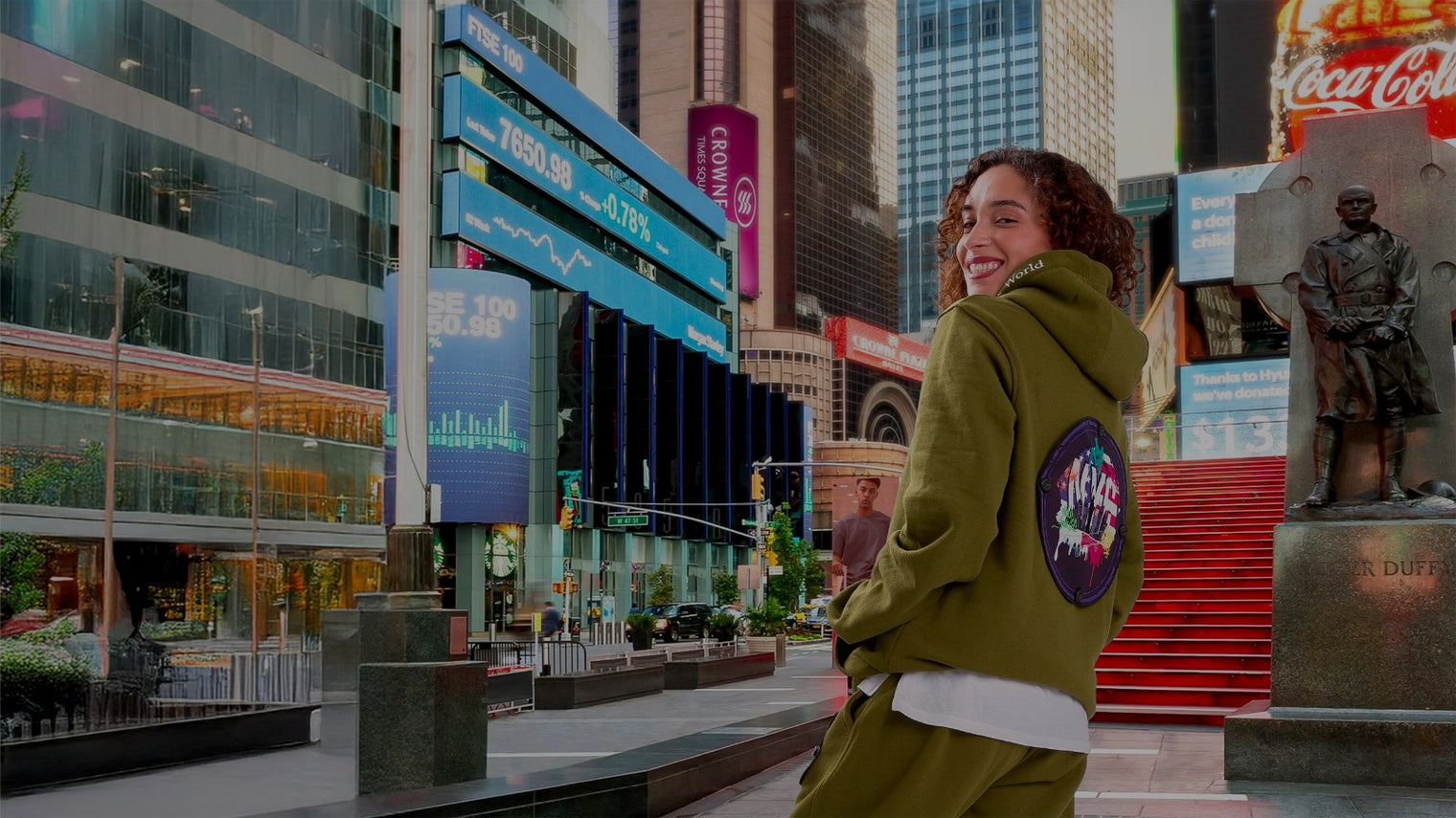 Explore New York Nomad Fleece Hoodie "back badge"